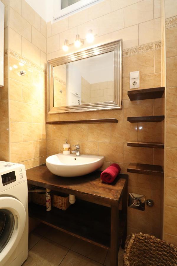 Broadway Downtown Deluxe Budapest Exterior foto